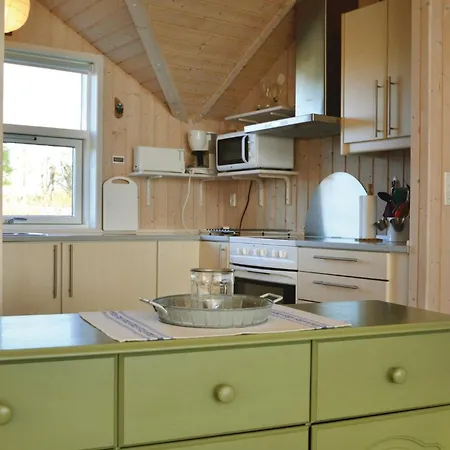 Holiday home 2 Bedroom Awesome In Hovborg